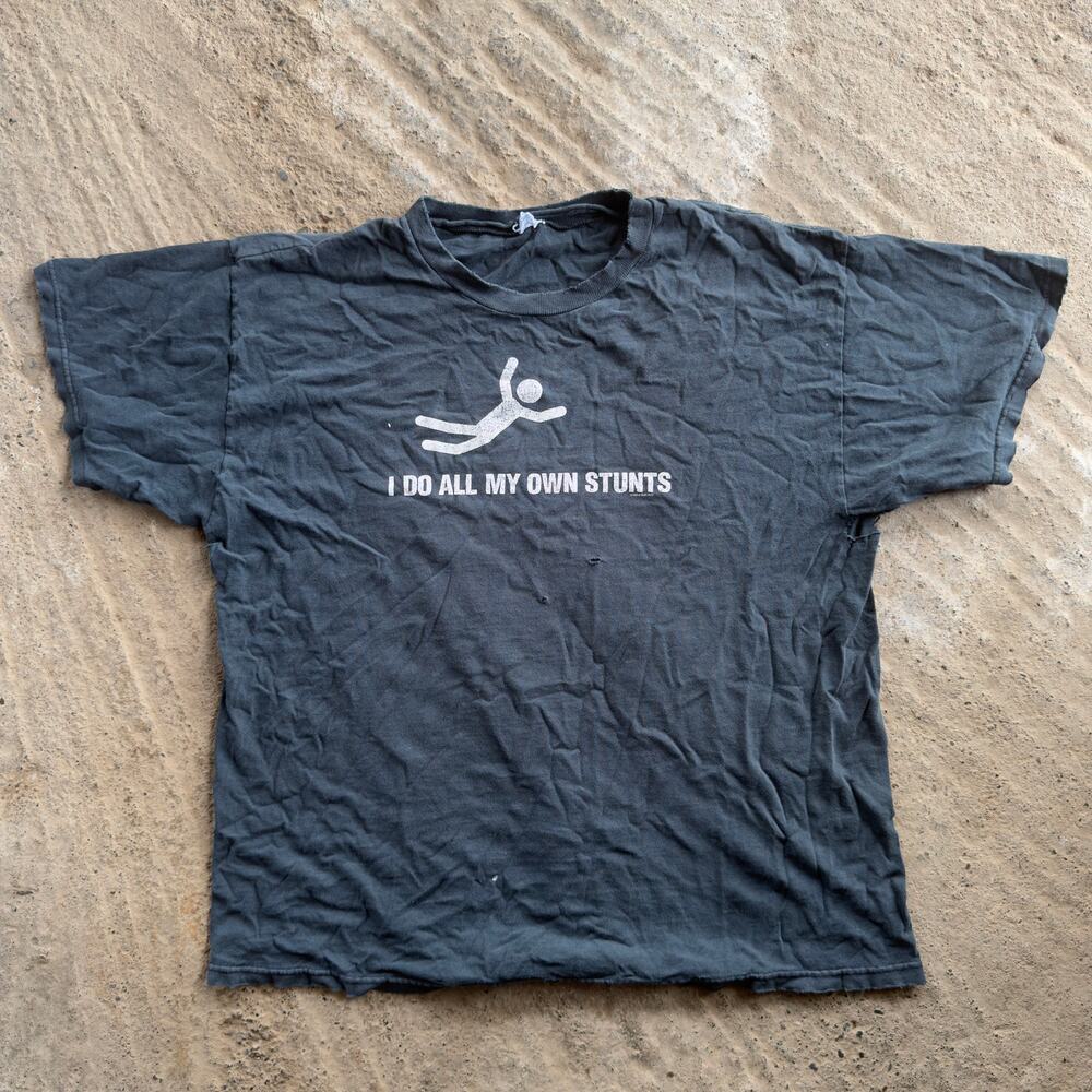 VINTAGE I DO ALL MY OWN STUNTS TEE SHIRT FUNNY HUMOR PARODY MENS LARGE BLACK